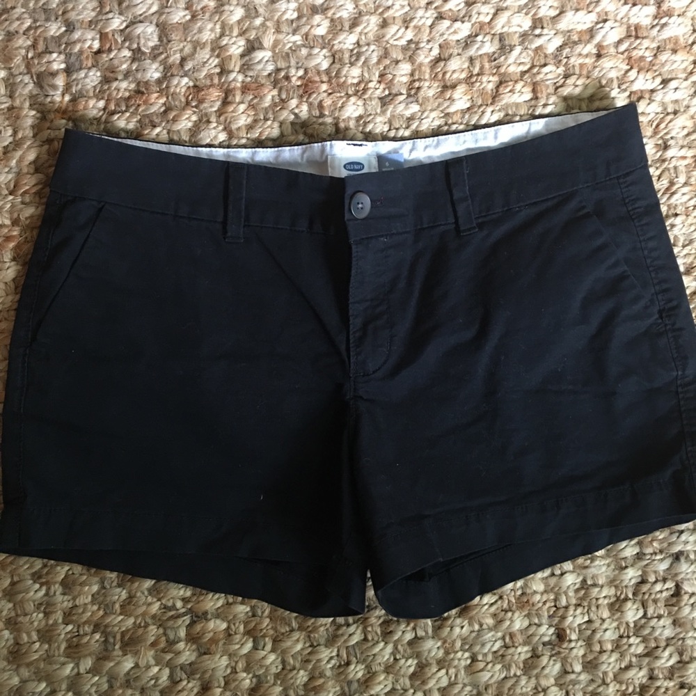 Old Navy black chino shorts